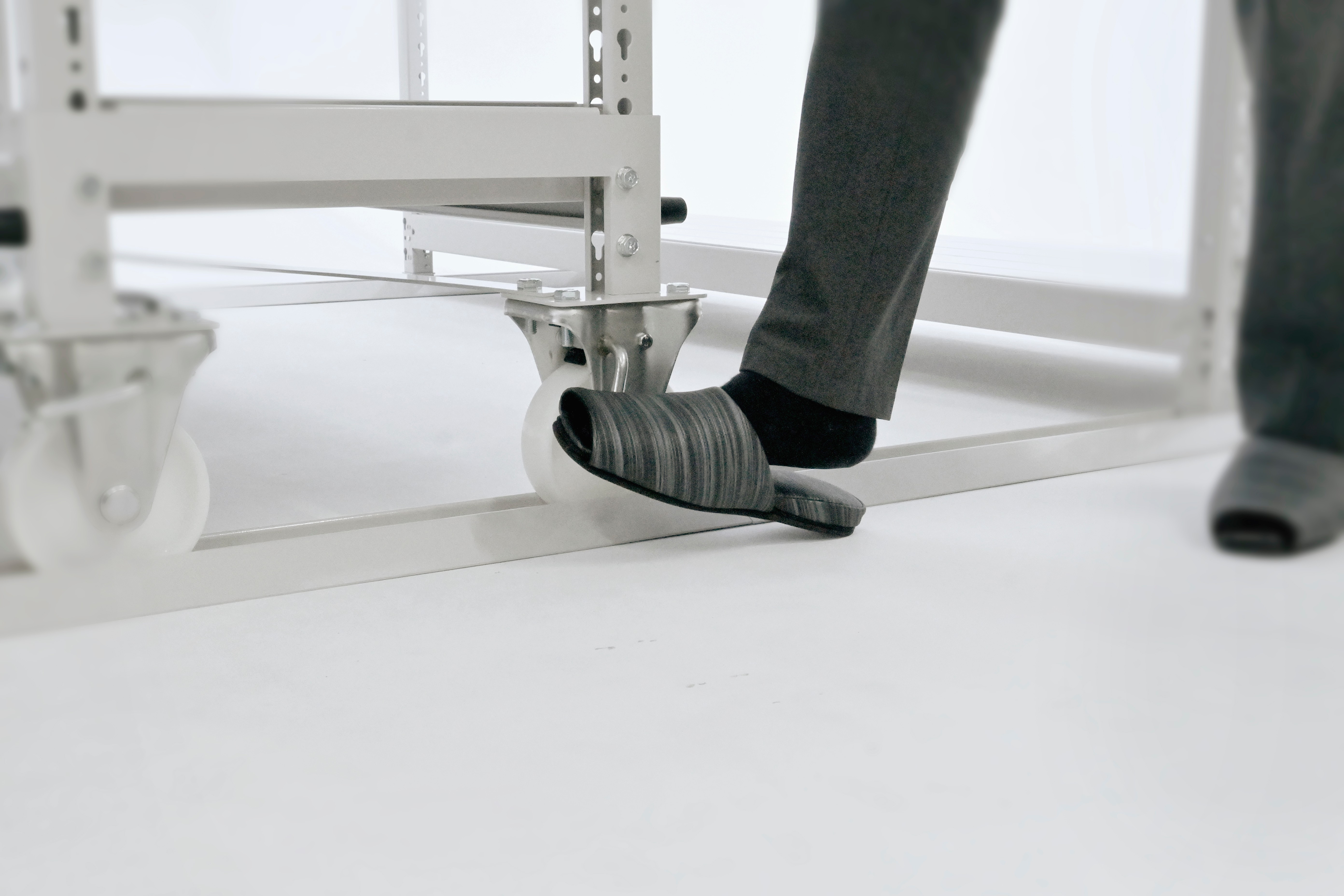 キャスターに付いているストッパー